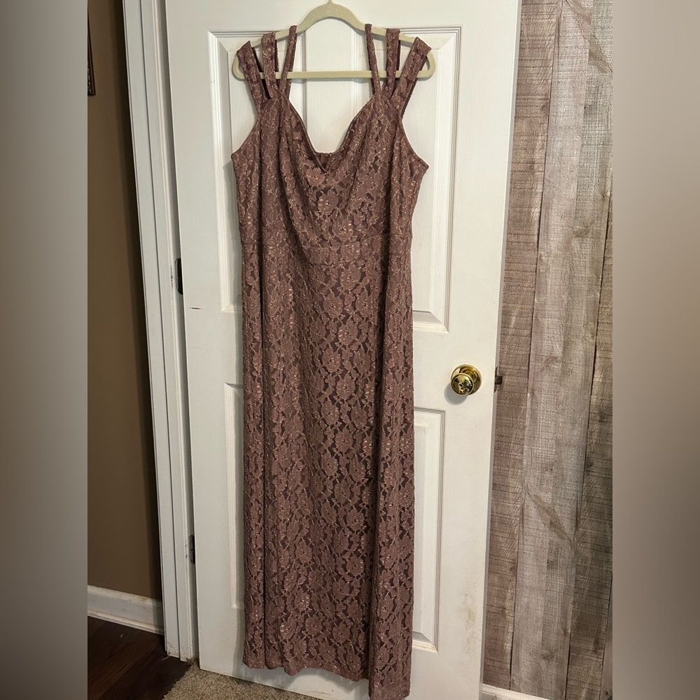 Candalite Women’s Mauve and Gold Lace Maxi Dress